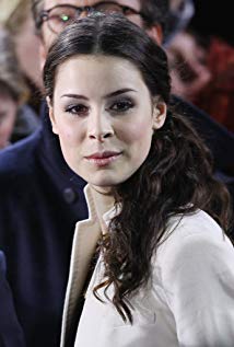 How tall is Lena Meyer-Landrut?